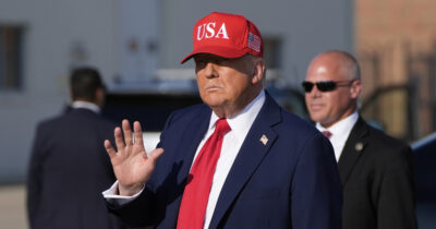 Copertina di Posta per i partner commerciali degli Usa: da Trump nuove offerte unilaterali sui dazi