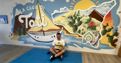 Copertina di Ultima tappa del Mountain Book, la Sicilia in bici: La Casa di Toti e la missione è compiuta