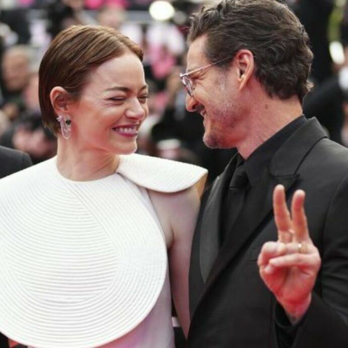 “Pedro Pascal? Me lo sco***ei”: la confessione choc di Emma Stone in diretta al Jimmy Kimmel Show
