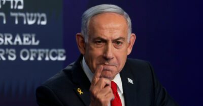 Copertina di Hamas decide, ma l’annuncio della tregua vuol darlo Trump