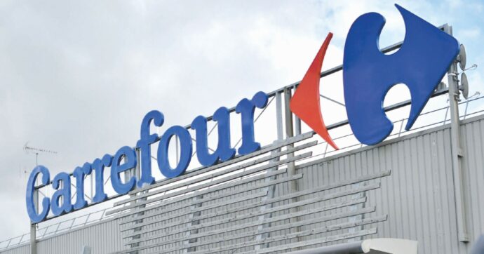 Carrefour, a Milano 175 licenziati su 700