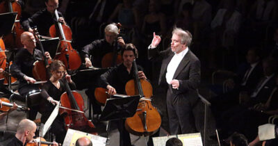 Copertina di In Campania il concerto del direttore d’orchestra russo Valery Gergiev. Picierno attacca De Luca: “Finanzia un fiancheggiatore di Putin”