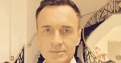 Copertina di È morto Julian McMahon, la star di Streghe e Nip/Tuck aveva 56 anni ed era malato di cancro