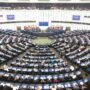 Copertina di Sì del Parlamento Ue alla risoluzione su Gaza: c’è il riconoscimento della Palestina, manca la parola “genocidio”. Destra italiana spaccata in tre