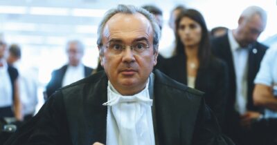 Copertina di “Ombre cinesi”: la guerra dei dazi e la mafia di Prato