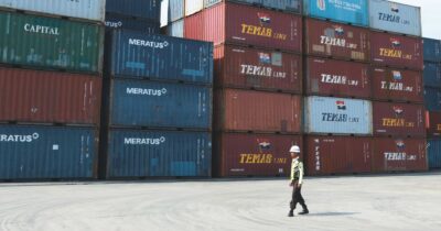 Copertina di Dagli Usa 12 lettere: ore decisive per l’Ue