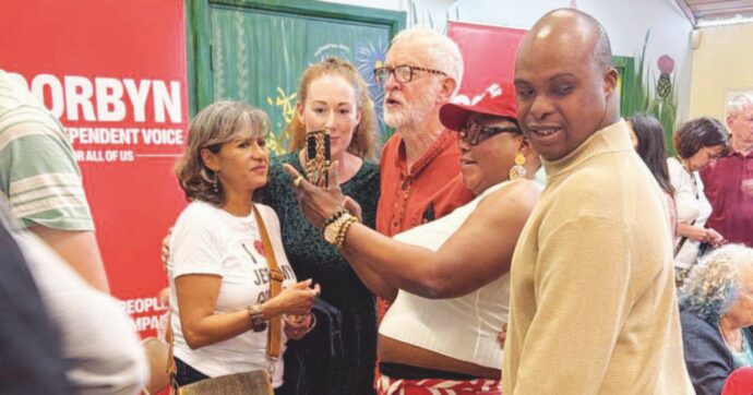 Aperitivo di Corbyn per varare il nuovo partito  rosso in Uk
