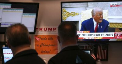 Copertina di Dazi, al Parlamento Ue riparte l’iter di ratifica dell’accordo con gli Usa. “Ma sarà congelato in caso di minacce alla nostra sicurezza”