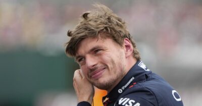 Copertina di F1, GP Gran Bretagna: super Verstappen conquista la pole, passo indietro per le due Ferrari | Griglia di partenza, orario e dove vederlo in tv