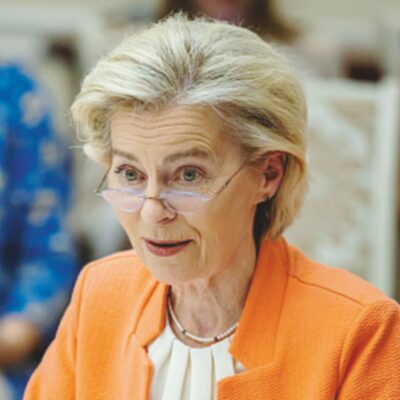 Copertina di Il teatrino Ue. Israele no limits: “deplorevole” sì, punibile mai