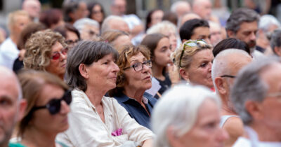 Copertina di Paper Fest a Carrara, le foto della prima giornata con Padellaro, Salvini, Di Battista, Ranieri e Orsini – GALLERY