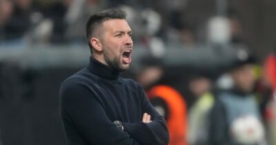 Copertina di Farioli è il nuovo allenatore del Porto: “Giocheremo un calcio coraggioso, la mia mentalità non è negoziabile”