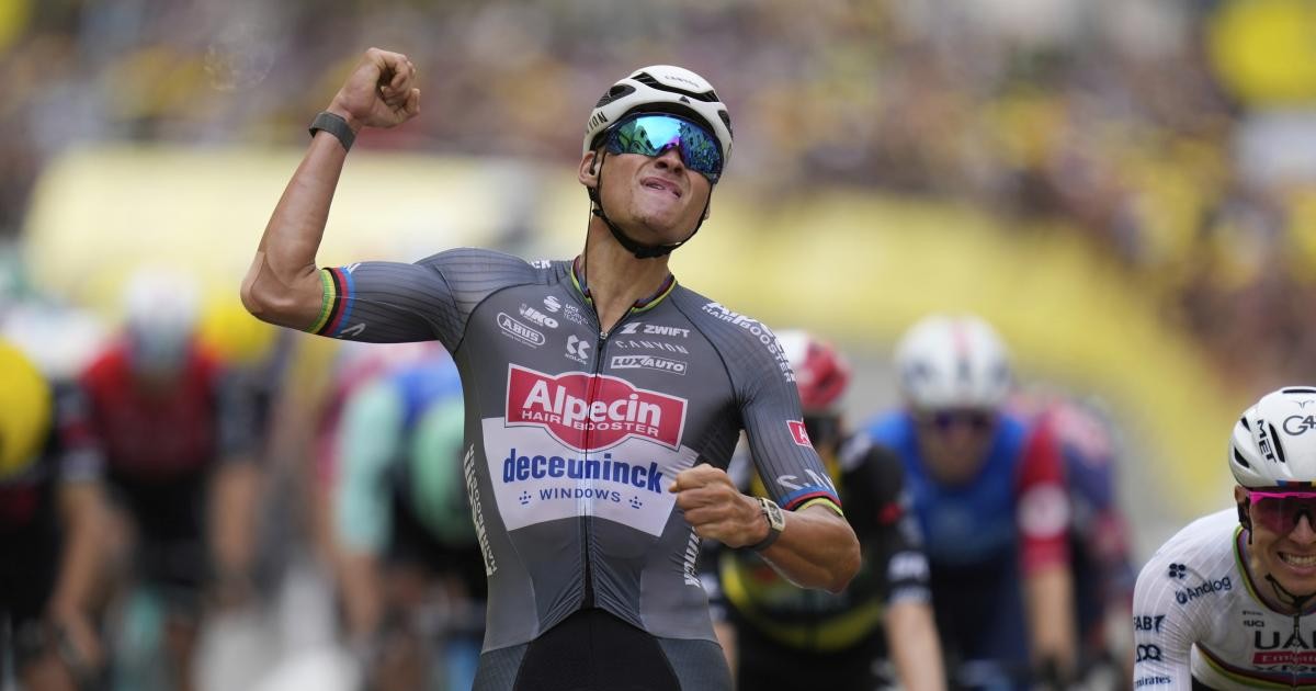 Emozioni e spettacolo al Tour de France: Van der Poel vince la seconda tappa e conquista la maglia gialla Emozioni e spettacolo al Tour de France: Van der Poel vince la seconda tappa e conquista la maglia gialla