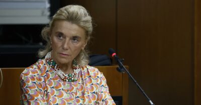 Copertina di Elisabetta Belloni lascia l’incarico con von der Leyen: l’esperienza a Bruxelles terminerà a settembre