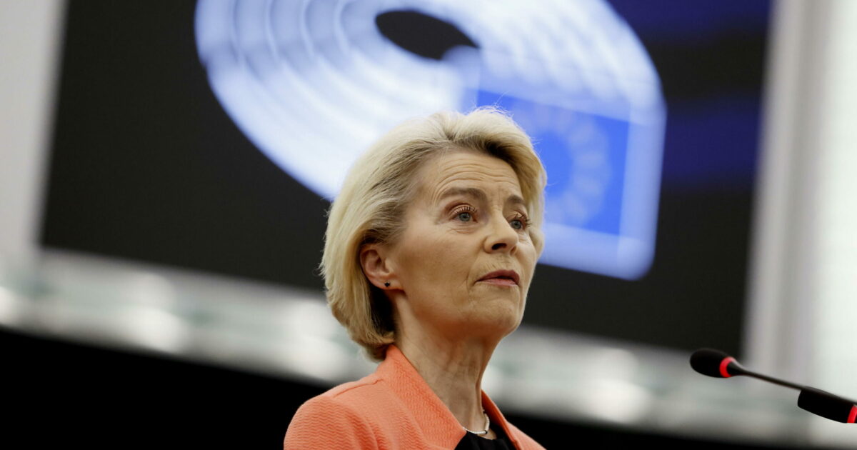 Sfiducia, Von der Leyen accusa in Aula: “Caccia alle streghe voluta da amici di Putin”. Ipotesi astensione dei socialisti Sfiducia, Von der Leyen accusa in Aula: “Caccia alle streghe voluta da amici di Putin”. Ipotesi astensione dei socialisti