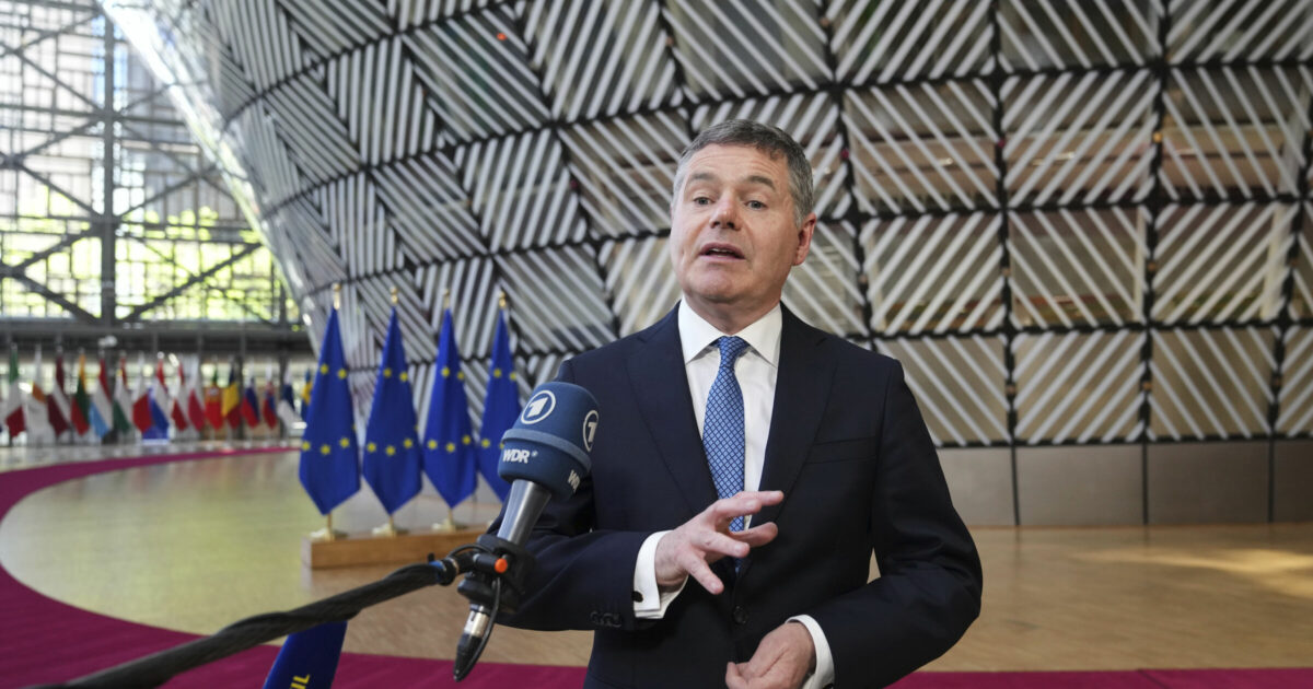 L’irlandese Donohoe eletto per la terza volta alla guida dell’eurogruppo L’irlandese Donohoe eletto per la terza volta alla guida dell’eurogruppo