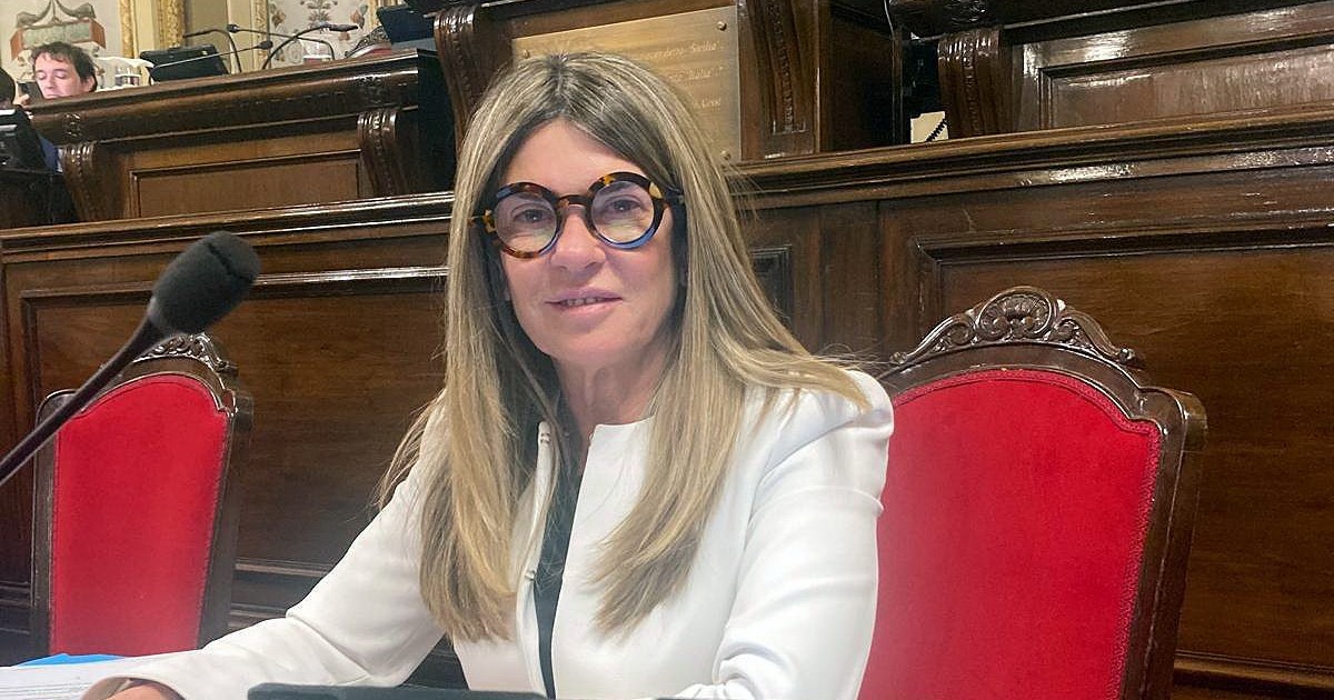 Sicilia, l’indagine per corruzione su Amata (Fdi): “Le abbiamo dato la macchina e i buoni. La scanno viva” Sicilia, l’indagine per corruzione su Amata (Fdi): “Le abbiamo dato la macchina e i buoni. La scanno viva”