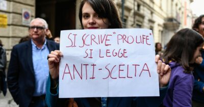 Copertina di Il no alla stanza d’ascolto a Torino è una grande vittoria contro le manipolazioni della destra