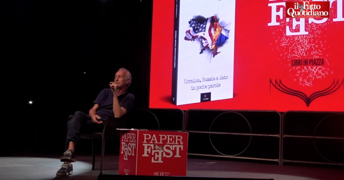 Paper Fest, Travaglio: “Europa? La vera minaccia non è la Russia, ma le classi dirigenti europee” Paper Fest, Travaglio: “Europa? La vera minaccia non è la Russia, ma le classi dirigenti europee”