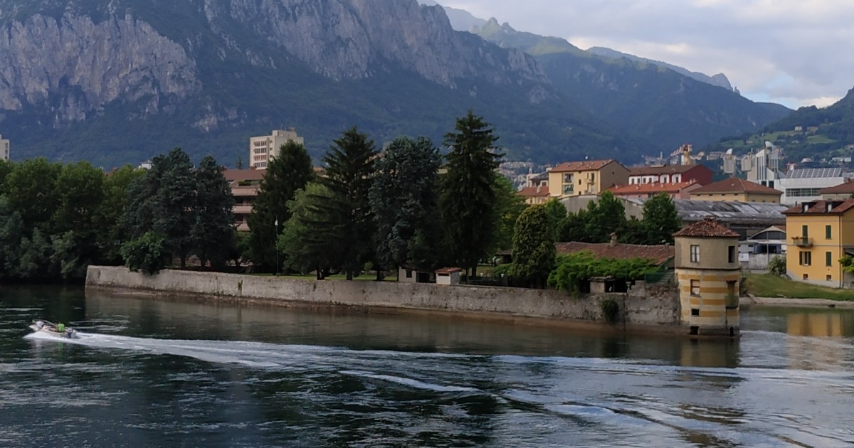 Lecco, è stata venduta l’Isola Viscontea sul Lago di Como. “Sia goduta da tutti”. I nuovi proprietari: “Diventerà un resort” Lecco, è stata venduta l’Isola Viscontea sul Lago di Como. “Sia goduta da tutti”. I nuovi proprietari: “Diventerà un resort”