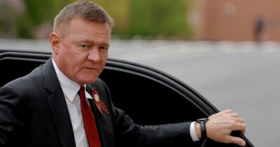 Copertina di Il ministro dei Trasporti silurato da Putin trovato poi cadavere, Mosca: “Suicidio”