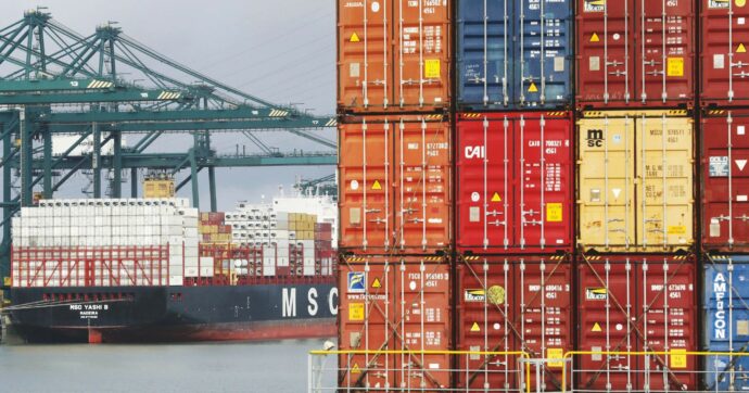 Dazi Usa, rinvio con l’Ue 25% contro Tokyo e Seul