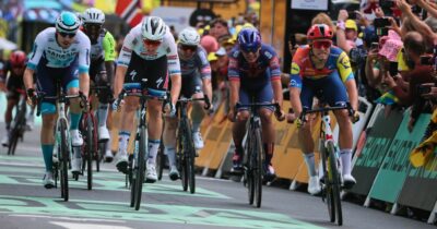 Copertina di Tour de France, Milan beffato da Merlier: volata al fotofinish nella tappa delle cadute