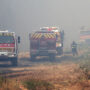 Copertina di Marsiglia brucia: maxi-incendio in città. Chiuso l’aeroporto, stop ai treni e ospedale senza elettricità