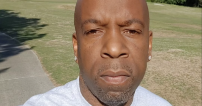 Copertina di È morto Young Noble, il rapper del collettivo Outlawz si è suicidato con un colpo di pistola