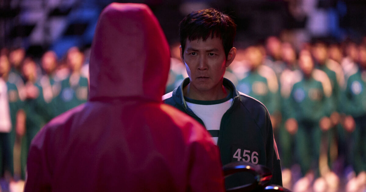 “Il finale di Squid Game? Era giunto il momento di fare sacrifici e iniziare a pensare seriamente a come creare un futuro migliore”: parla il regista Hwang Dong hyuk “Il finale di Squid Game? Era giunto il momento di fare sacrifici e iniziare a pensare seriamente a come creare un futuro migliore”: parla il regista Hwang Dong hyuk