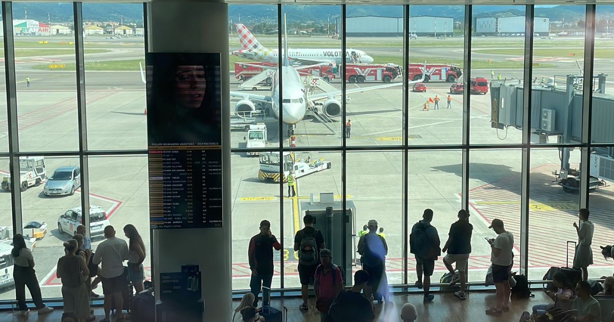 Incidente in pista all’aeroporto di Bergamo: sospese tutte le operazioni di volo Incidente in pista all’aeroporto di Bergamo: sospese tutte le operazioni di volo