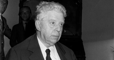 Copertina di L’angolo di paradiso scoperto da Montale e coperto dal cemento