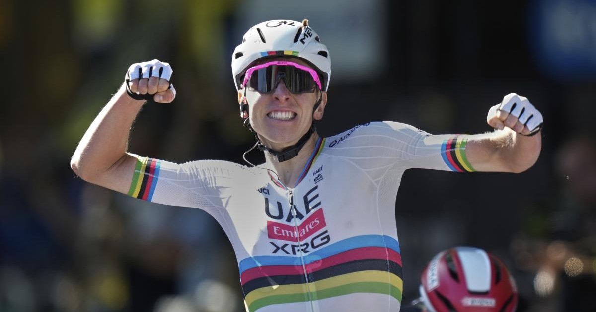 Pogacar show al Tour e vittoria numero 100 in carriera: che duelli con Vingegaard e Van der Poel, che resta in giallo a pari tempo Pogacar show al Tour e vittoria numero 100 in carriera: che duelli con Vingegaard e Van der Poel, che resta in giallo a pari tempo