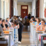 Copertina di Invalsi 2025, peggiorano i risultati e crescono gli studenti che vanno alle superiori senza competenze adeguate