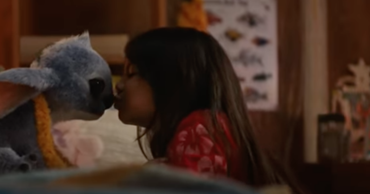 “Da Lilo & Stitch a Squid Game, ci sono oltre 9000 film e serie tv piratati su YouTube”: la denuncia del New York Times