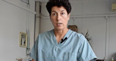 Copertina di Trent’anni dopo Srebrenica, il difficile lavoro di chi cerca di dare un nome alle vittime: “Ci sono ancora 1000 corpi da trovare”