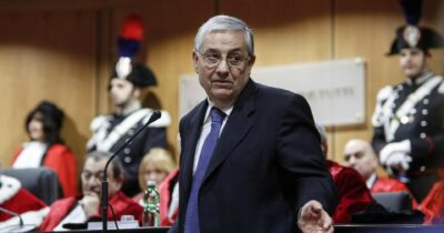 Copertina di Mafia, Pignatone interrogato per 9 ore