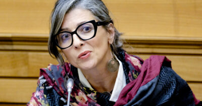 Copertina di Le sanzioni a Francesca Albanese non sorprendono: gli Usa hanno sempre fatto così. E l’Italia tace