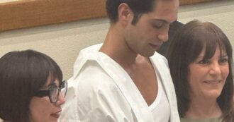 Copertina di Mahmood riceve la Cittadinanza Onoraria e le Chiavi della Città di Orosei: “Qui ritrovo me stesso” – VIDEO