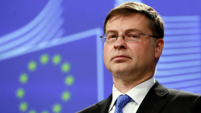 Tassazione degli extraprofitti energetici, Giorgetti: “Consenso in Ue si allargherà”. La Commissione: “In questa fase nessuna proposta europea”