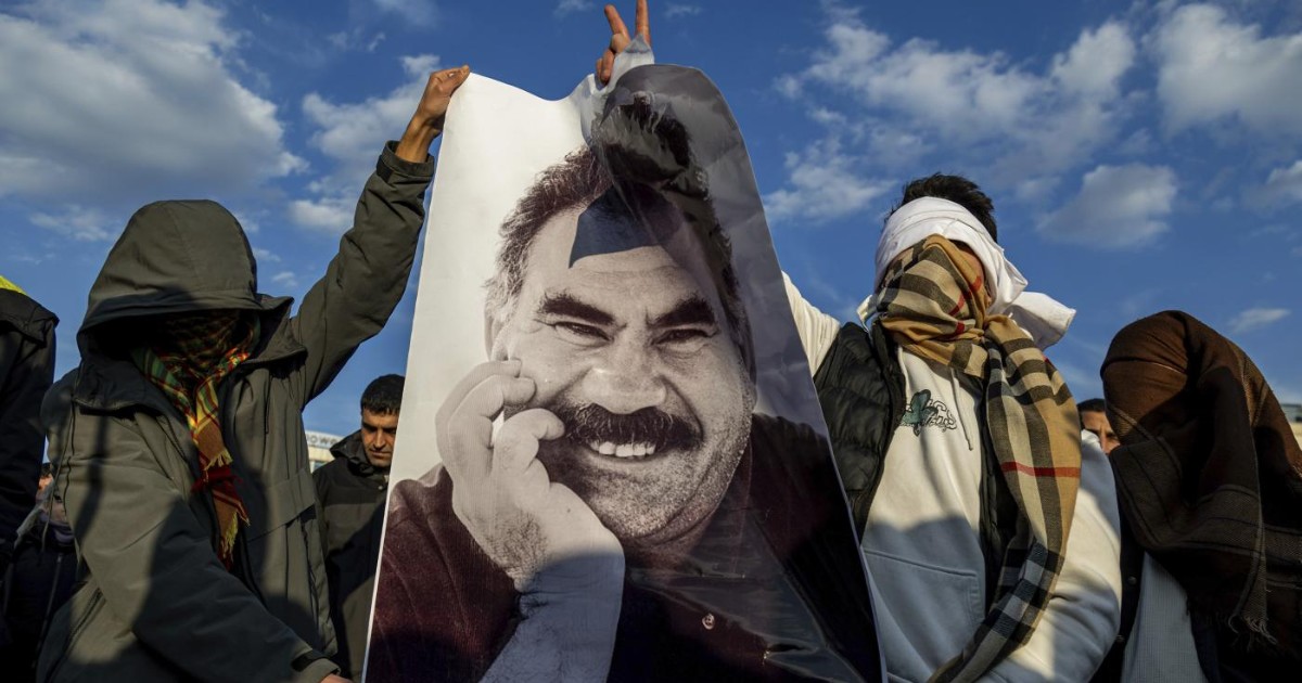 La rinuncia alla lotta armata di Ocalan non significa certo la resa curda La rinuncia alla lotta armata di Ocalan non significa certo la resa curda