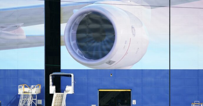 Air India, un bollettino FAA avvertiva del rischio di disinserimento accidentale dei motori su alcuni Boeing