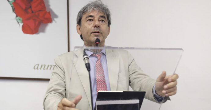 L’allarme dell’Anm per i ritardi sul Pnrr: “Rischio concreto di perdere miliardi, ma Nordio pensa a separare le carriere”