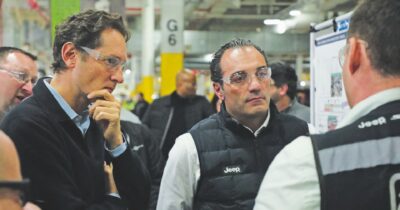 Copertina di Elkann paga 175 milioni al Fisco: vuole ottenere la messa in prova