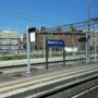 Copertina di Incendio vicino ai binari, sospesa l’Alta Velocità sulla linea Roma-Firenze: cancellazioni e ritardi fino a 90 minuti