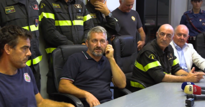 Copertina di Parla il soccorritore che ha trovato il bambino scomparso a Ventimiglia: “È stata una grande emozione quando lo abbiamo visto muoversi”