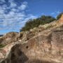 Copertina di Sardegna, le Domus de Janas sono il 61esimo sito Unesco italiano: le tombe nella roccia raccontano il neolitico sardo