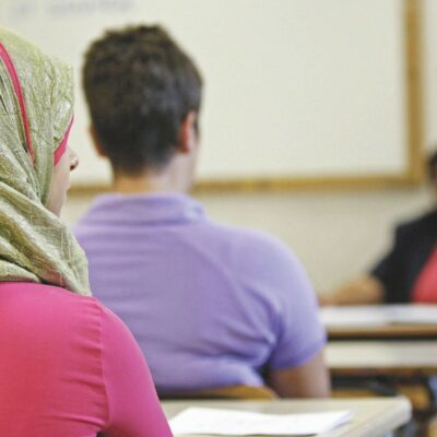 Copertina di Islam no e suore sì? Giù il velo sulle balle in difesa delle donne