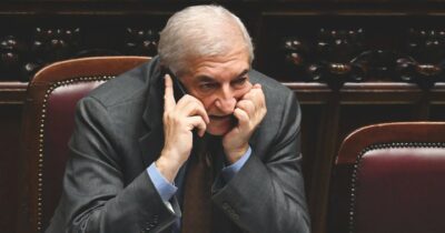 Copertina di Aree interne, lo “scacco matto” è una resa