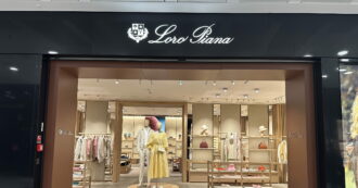 “Caporalato tra i fornitori”: Loro Piana in amministrazione giudiziaria. Giacche da 100 euro vendute a 3mila